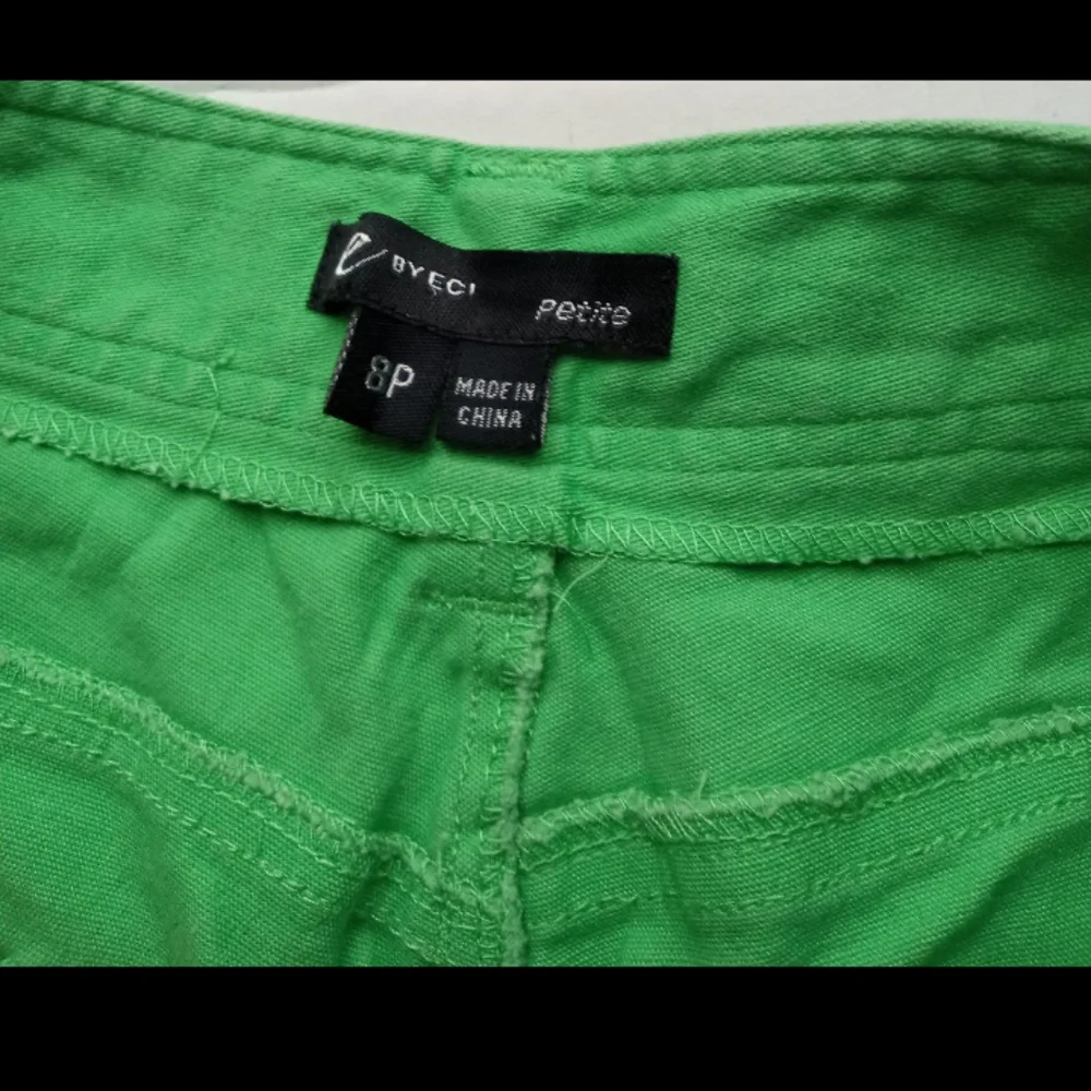 eBYECI Capris - Picture 7 of 9